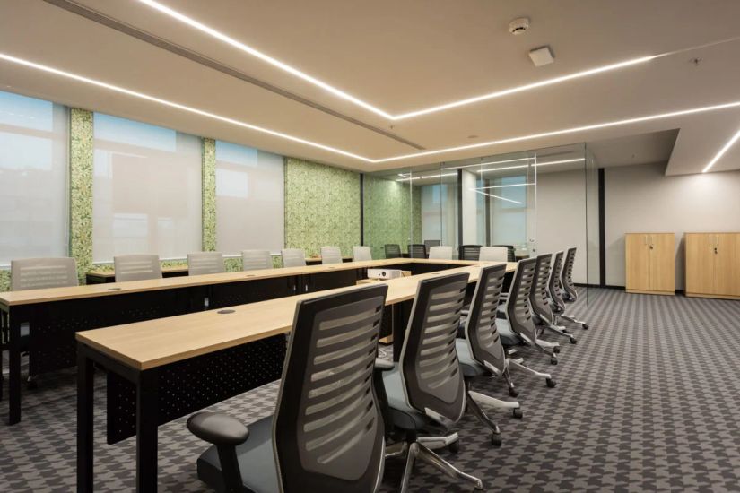 CorporatEdge HT House